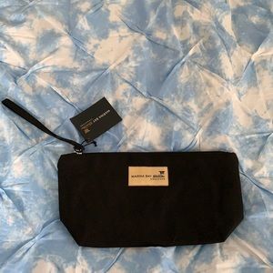 Black Marina Bay Sands Singapore cosmetic band